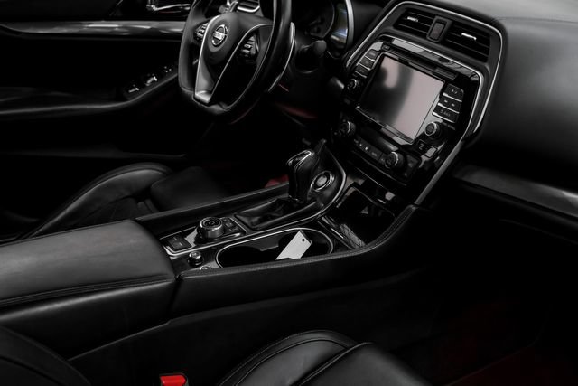 Used 2018 Nissan Maxima SR w/ Midnight Edition FWD image 23