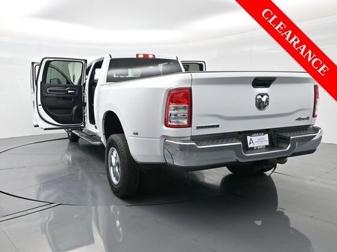 Used 2024 RAM 3500 Big Horn image 43