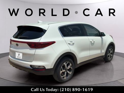 Used 2021 Kia Sportage LX FWD image 5