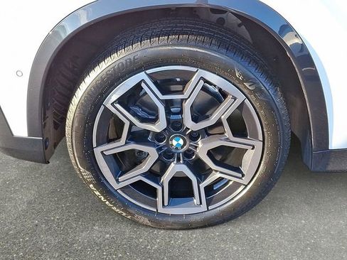 Certified 2025 BMW X1 xDrive28i w/ Convenience Package image 8
