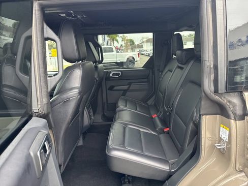 Used 2025 Ford Bronco Outer Banks AWD/4WD image 8