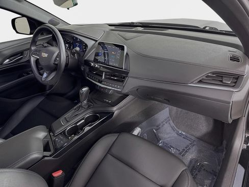 Used 2024 Cadillac CT4 Luxury image 28