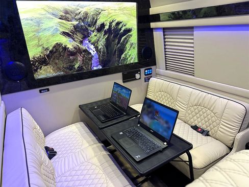 Used 2020 Mercedes-Benz Sprinter 3500 image 29