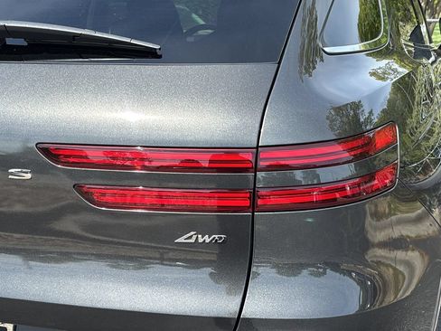 Certified 2026 Genesis GV70 2.5T AWD/4WD image 13