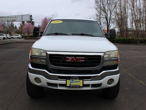 Used 2003 GMC Sierra 2500 SLE w/ Skid Plate Package AWD/4WD image 6