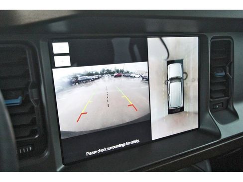 Certified 2022 Ford Bronco Outer Banks w/ Sasquatch Package AWD/4WD image 21