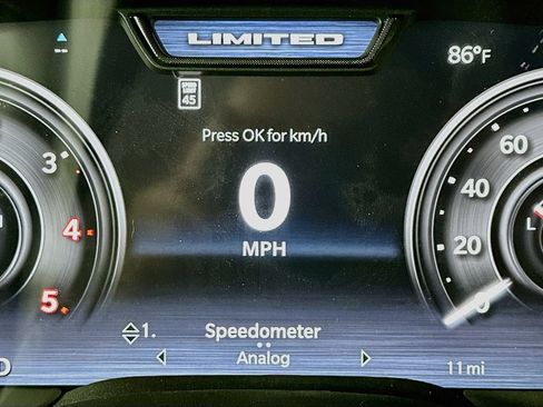New 2026 RAM 2500 Limited AWD/4WD image 11