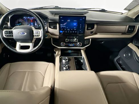 Used 2024 Ford Expedition Limited AWD/4WD image 30
