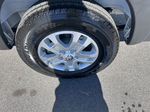 Used 2025 RAM ProMaster 2500 w/ Quick Order Package 22G SLT image 15