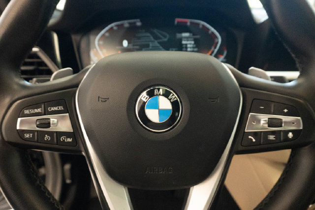 Used 2021 BMW 330i Sedan w/ Convenience Package RWD image 19