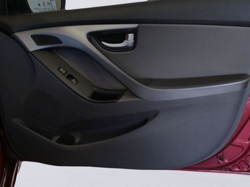 Used 2016 Hyundai Elantra Limited FWD image 22