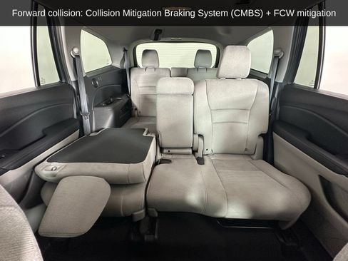 Used 2019 Honda Pilot EX image 4