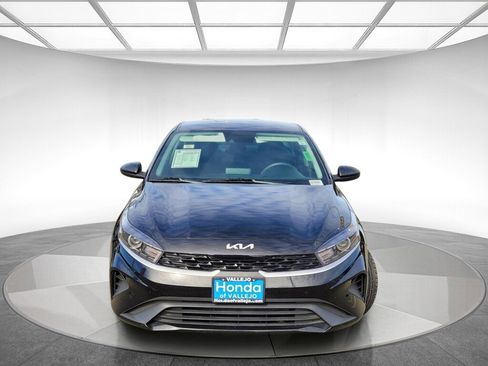 Used 2023 Kia Forte LXS image 8