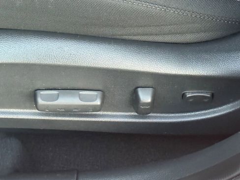 Used 2016 Hyundai Elantra GT w/ Option Group 02 image 14