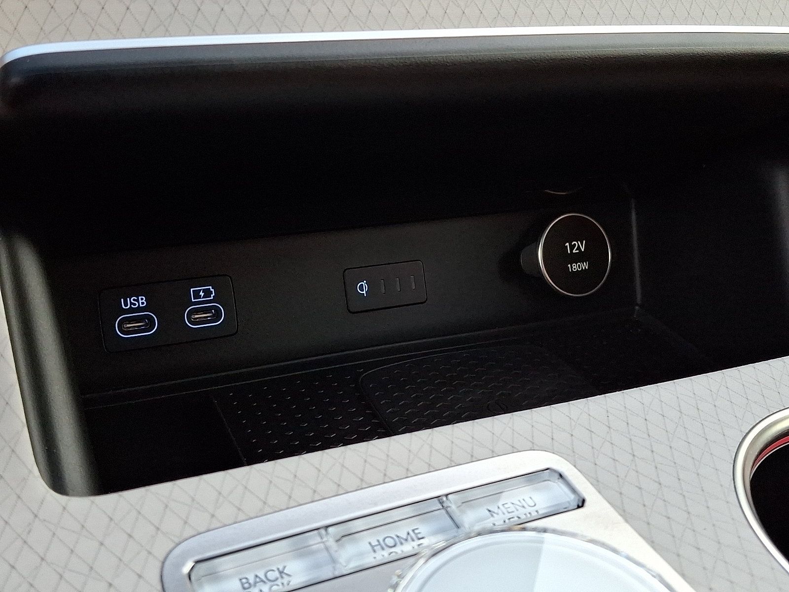 Certified 2025 Genesis GV80 3.5T Prestige AWD/4WD image 17