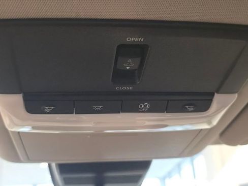 New 2025 Nissan Altima 2.5 SR w/ SR Premium Package image 14