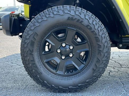 Used 2023 Jeep Gladiator Mojave w/ LED Lighting Group image 14