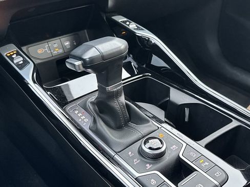 New 2025 Kia Sorento SX Prestige w/ Olive Brown Leather Package image 47