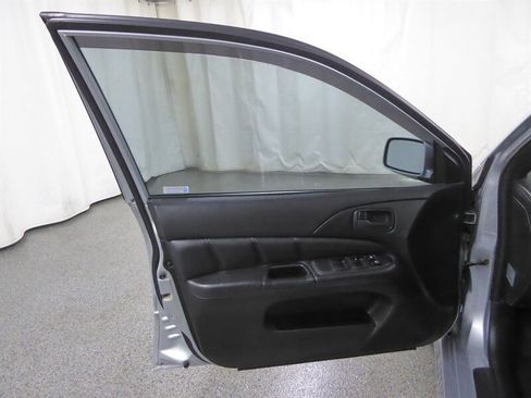 Used 2006 Mitsubishi Lancer Evolution IX image 23