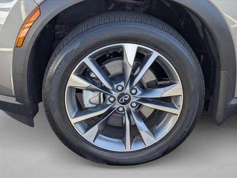Used 2025 INFINITI QX60 Luxe w/ Vision Package FWD image 29