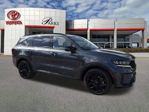Used 2023 Kia Sorento SX FWD image 1