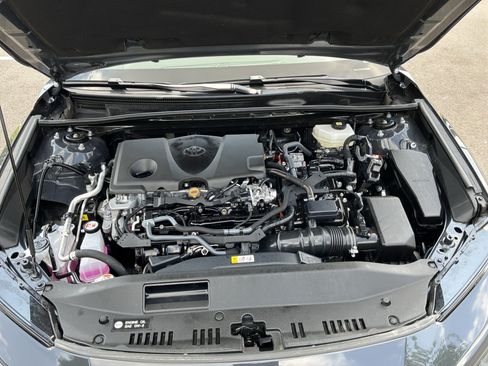 Used 2026 Toyota Camry SE FWD image 30