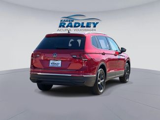 Certified 2022 Volkswagen Tiguan SE w/ Panoramic Sunroof Package video 2