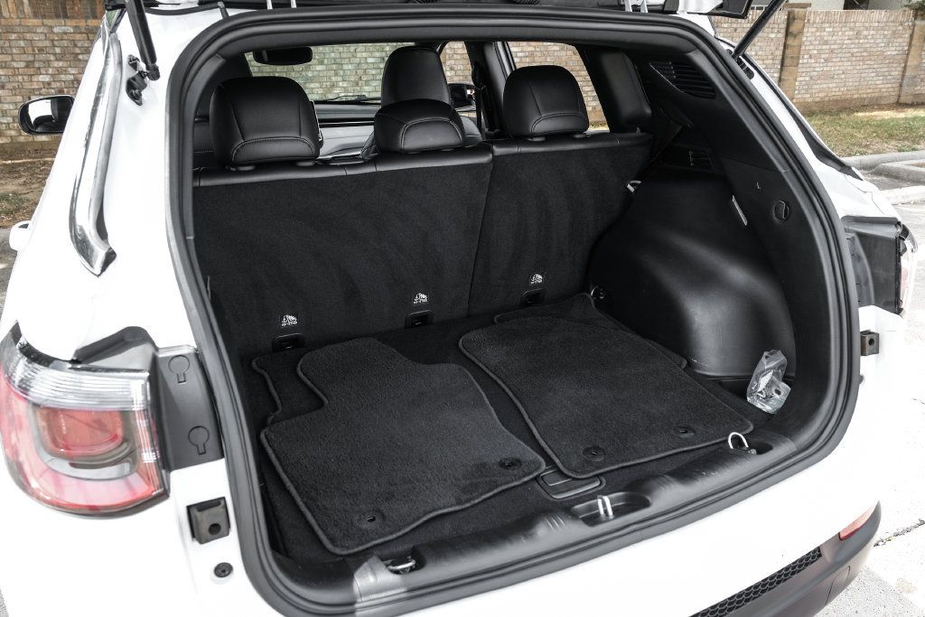 Used 2023 Jeep Compass Limited AWD/4WD image 65