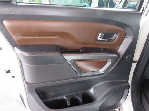 Used 2018 Nissan Titan Platinum Reserve w/ Platinum Utility Package image 14