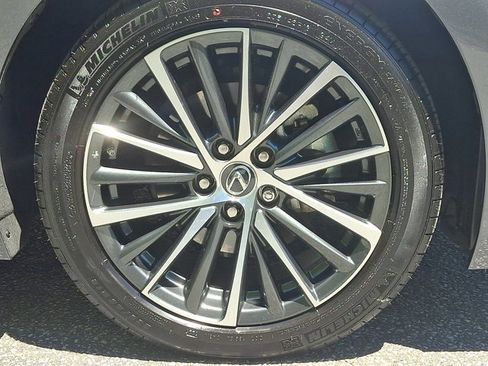 Certified 2025 Lexus ES 350 w/ Premium Package FWD image 8