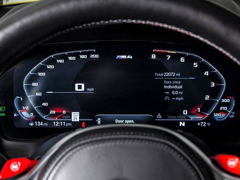 Used 2021 BMW M4 Coupe w/ Executive Package RWD image 25
