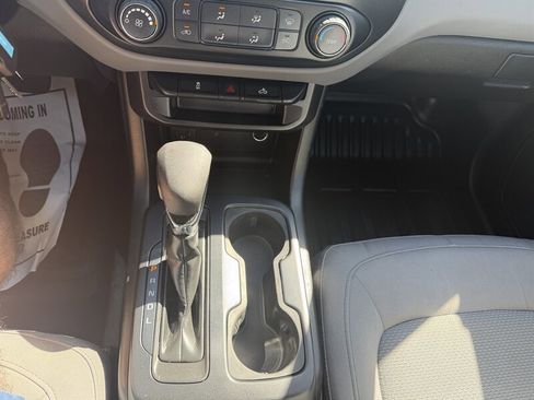 Used 2022 Chevrolet Colorado W/T w/ WT Convenience Package image 29