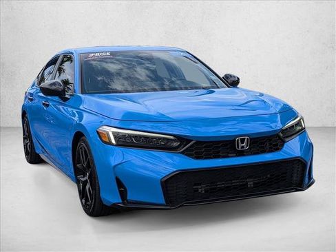 Used 2025 Honda Civic Sport image 4