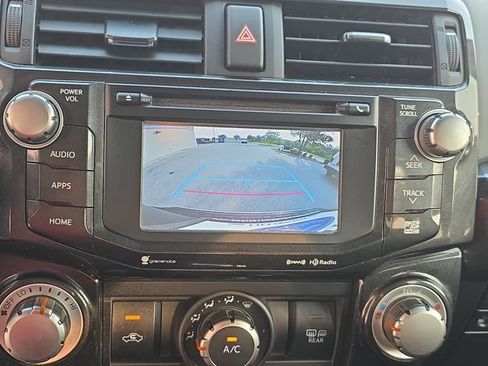 Used 2018 Toyota 4Runner TRD Off-Road AWD/4WD image 23
