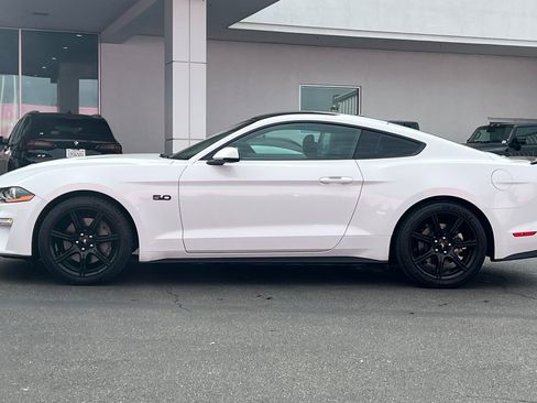 Used 2018 Ford Mustang GT Premium w/ Safe & Smart Package image 7
