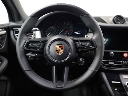 Certified 2026 Porsche Macan image 26