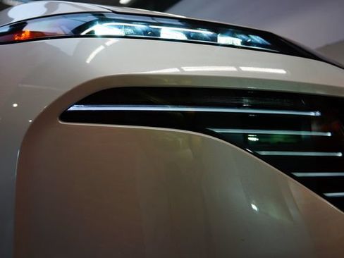 Certified 2025 Nissan Murano SV AWD/4WD image 49