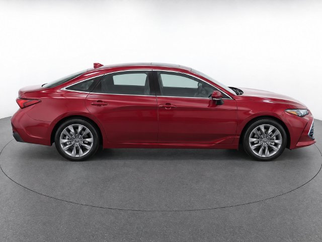 Used 2020 Toyota Avalon XLE w/ Moonroof Package FWD image 8