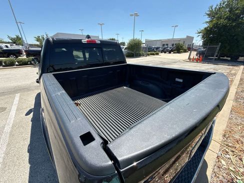Used 2025 RAM 1500 Big Horn AWD/4WD image 3
