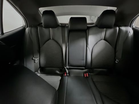 Used 2023 Toyota Camry SE FWD image 32