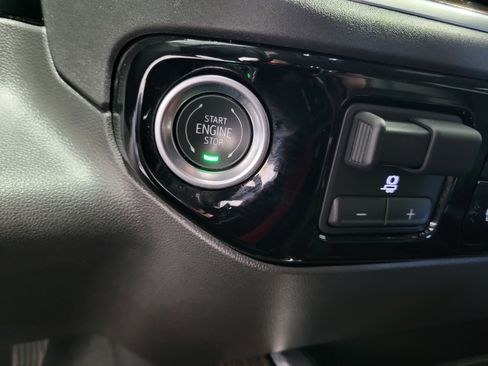 Certified 2025 Chevrolet Silverado 1500 LT Trail Boss w/ LT Trail Boss Premium Package image 31