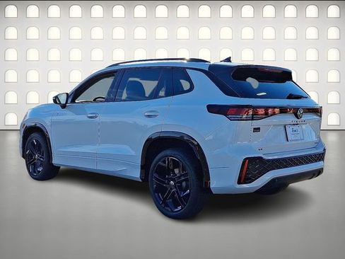 New 2026 Volkswagen Tiguan SE R-Line AWD/4WD image 3