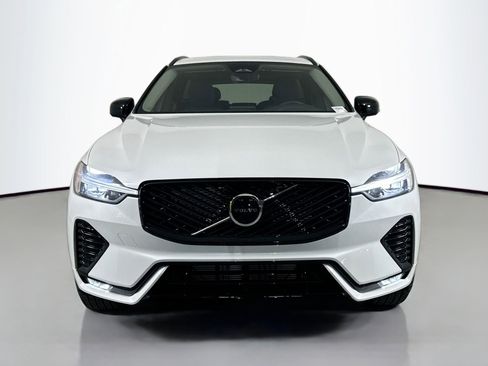 New 2026 Volvo XC60 B5 Core AWD/4WD image 2