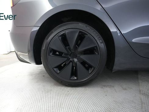 Used 2025 Tesla Model 3 Long Range RWD image 22