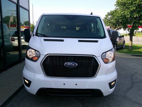 Used 2023 Ford Transit 350 XLT RWD image 3