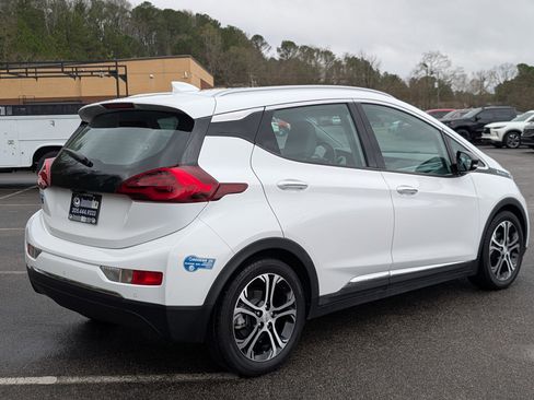 Used 2020 Chevrolet Bolt Premier w/ Infotainment Package image 9