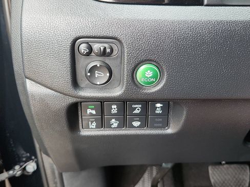Used 2025 Honda Ridgeline Black Edition image 15