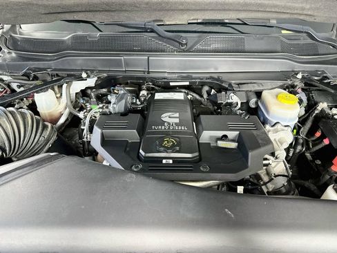 Used 2024 RAM 3500 Limited AWD/4WD image 31
