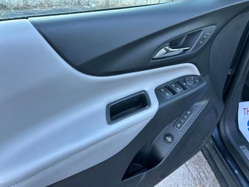 Used 2020 Chevrolet Equinox Premier image 10