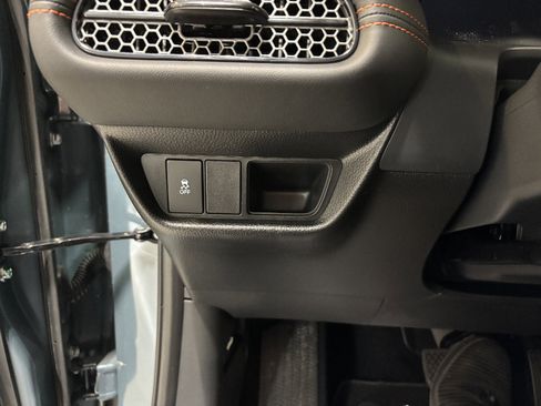 New 2026 Honda HR-V Sport image 17